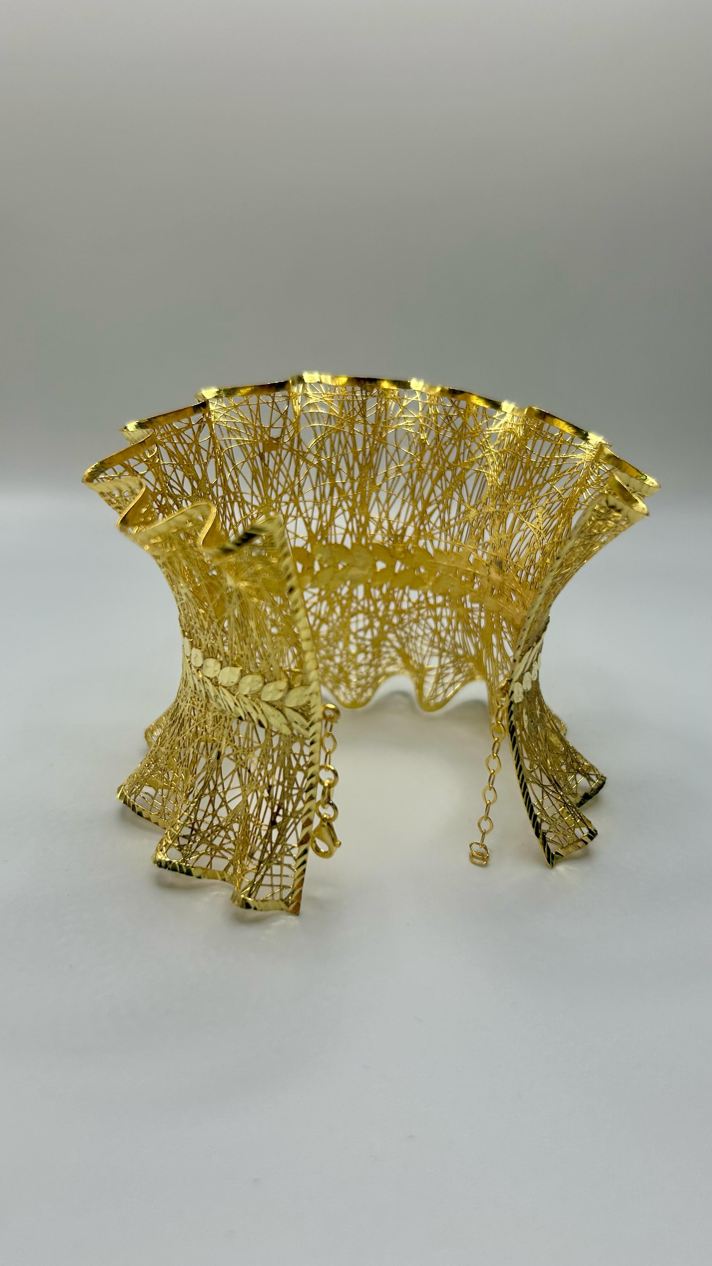 Yaprak Motifli Tül Bilezik